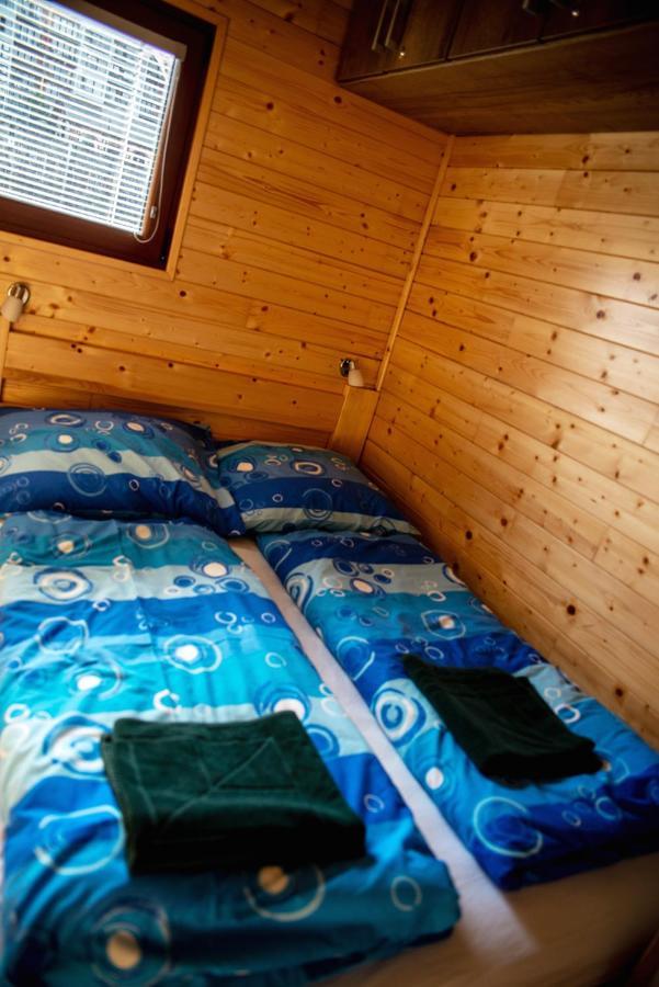 Hotel Houseboat Bonanza Praga Zewnętrze zdjęcie