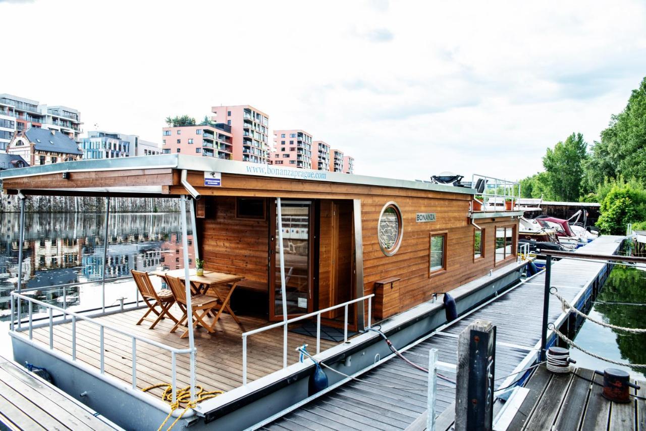 Hotel Houseboat Bonanza Praga Zewnętrze zdjęcie